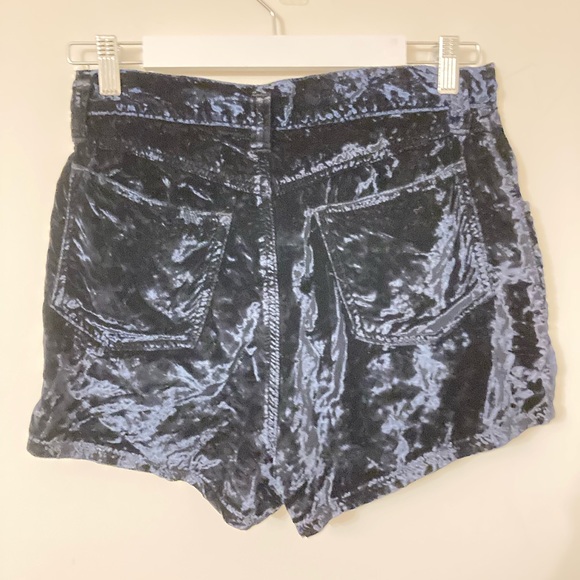 IOU Basic Blues Velvety Shorts - Picture 4 of 5
